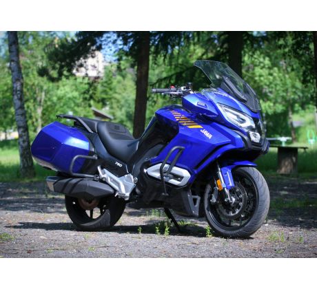 JD 750 by JAWA Touring